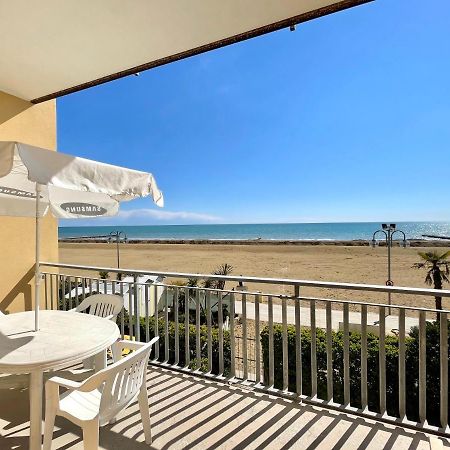 Villa Fronte Mare-Carraro Immobiliare Jesolo - Family Apartments 외부 사진