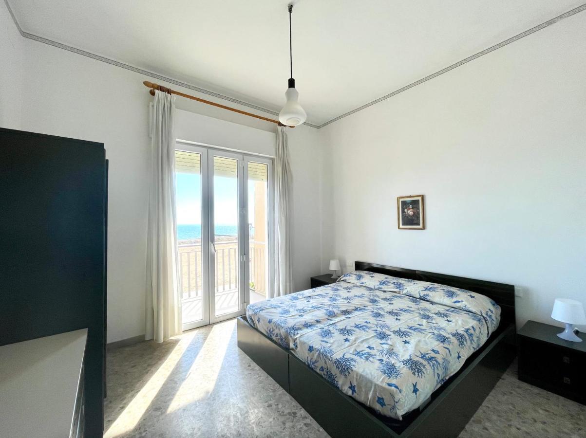 Villa Fronte Mare-Carraro Immobiliare Jesolo - Family Apartments 외부 사진